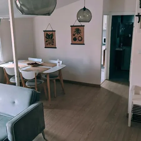 Atico Encantador... Daire *